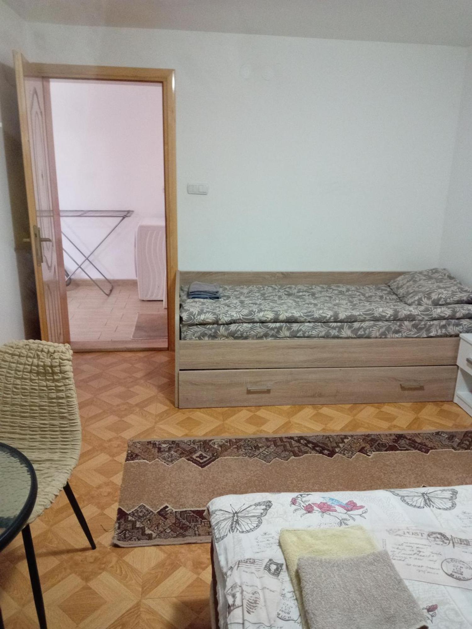 Vila Viktori 피로트 외부 사진